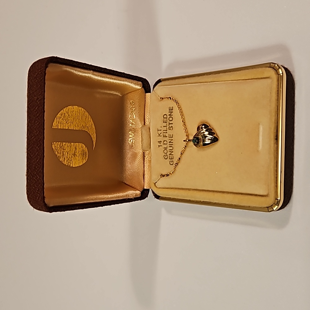 Vintage Jewelmont 14KT. Gold Filled Heart Necklace Genuine Stone